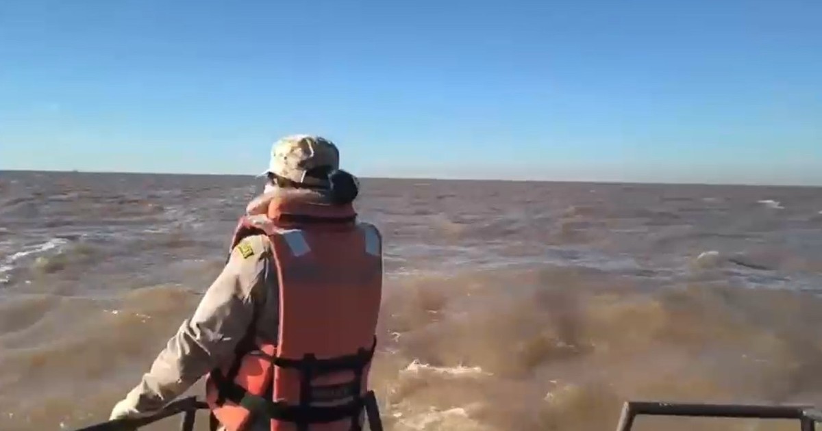 a-una-semana-de-su-desaparicion,-como-sigue-la-busqueda-de-los-pescadores-en-el-rio-de-la-plata