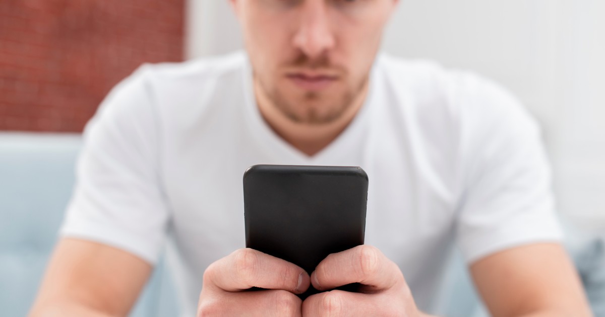 cada-cuanto-debes-reiniciar-tu-celular-para-mejorar-la-seguridad-y-el-rendimiento,-segun-los-expertos