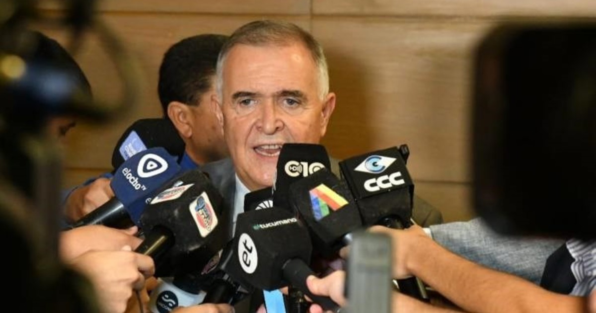 operaron-de-urgencia-a-osvaldo-jaldo,-gobernador-de-tucuman:-habia-viajado-a-buenos-aires-para-reunirse-con-diego-santilli-y-se-descompenso