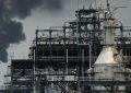 El petróleo, imparable: la escalada de la guerra en Medio Oriente llevó el precio del barril hasta US$ 107