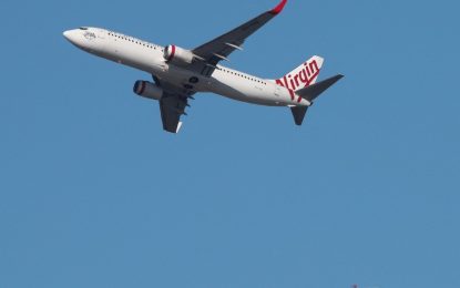 Terror en un vuelo de Australia a Qatar el 11 de septiembre por dos hombres que amenazaron a los pasajeros y tuvieron que ser inmovilizados con precintos plásticos