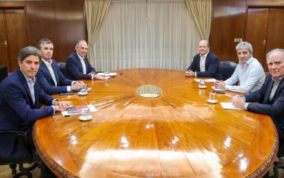 Caputo reunió a las principales mineras y pide una mayor integración de proveedores nacionales