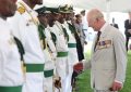 Carlos III inició una gira por el Caribe atravesada por reclamos sobre la esclavitud