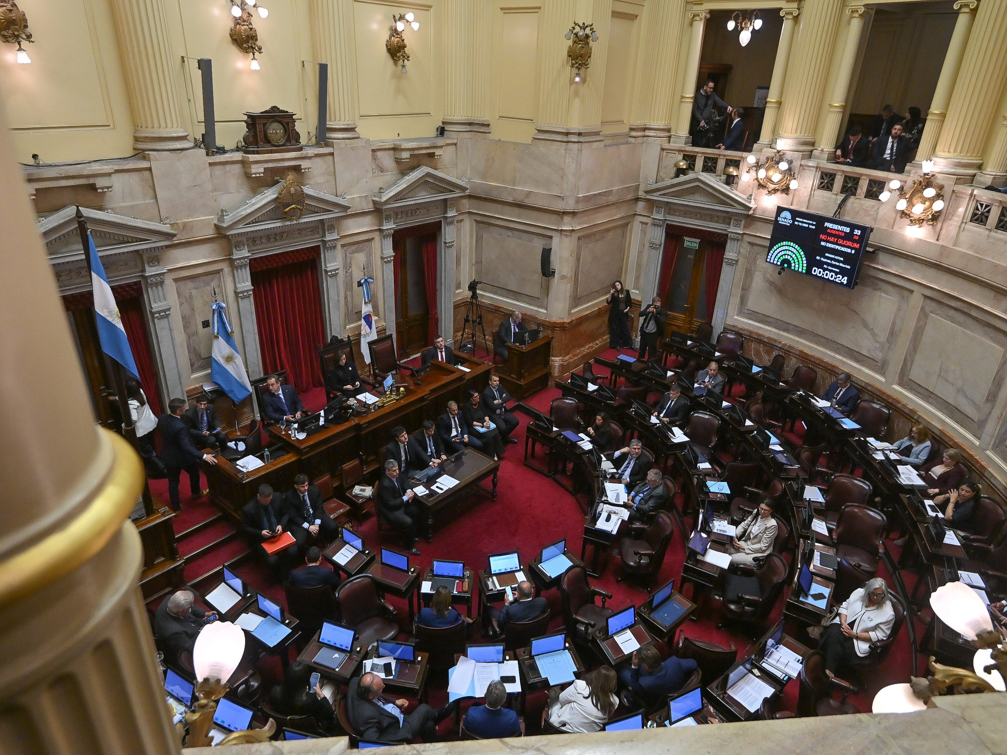 El proyecto aprobado por el Senado propone beneficios fiscales para inversiones productivas de gran escala.